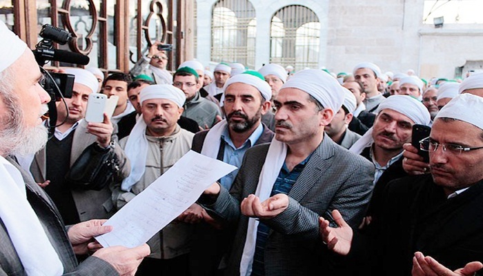 Rabia ve Guta katliamlarında ölenler için teheccüd kıldılar