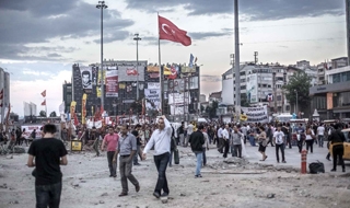 Kastoryano: Türkiye'deki iç kuvvetler dışarıdan kullanılmış olabilir