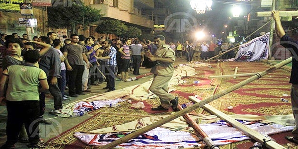 Darbe yanlıları ile karşıtları arasında çatışma: 1 ölü, 60 yaralı