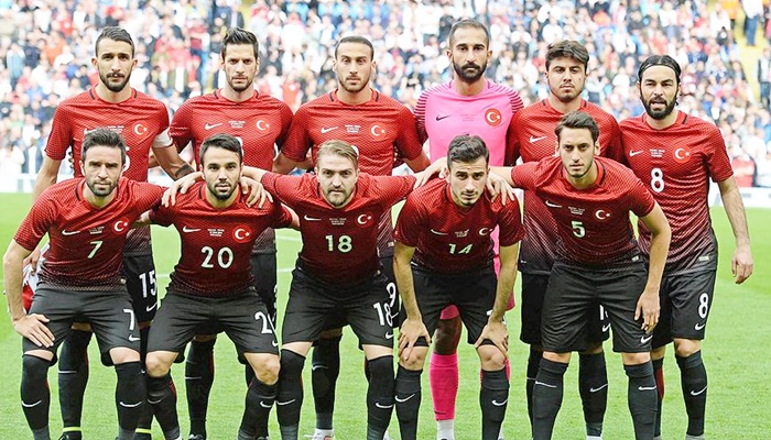 EURO 2016'da ay yıldızlı ekibi Türk polisi koruyacak