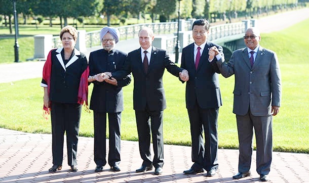 Küresel ekonomide dengeler değişiyor; BRICS 100 milyar dolarlık banka kuruyor