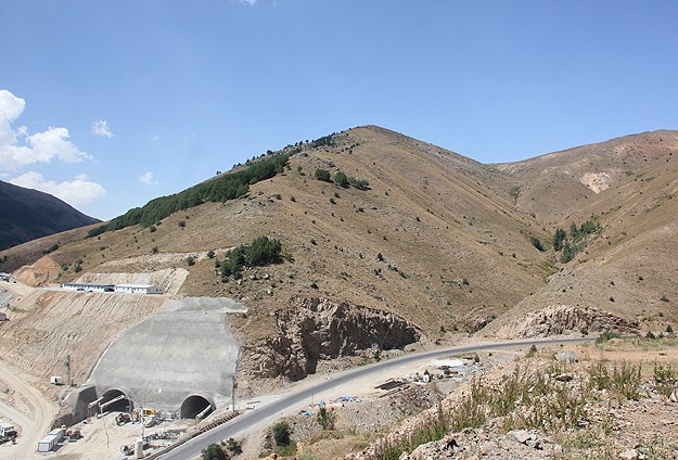 Tünel bozkırdan yeşile geçiş kapısı olacak