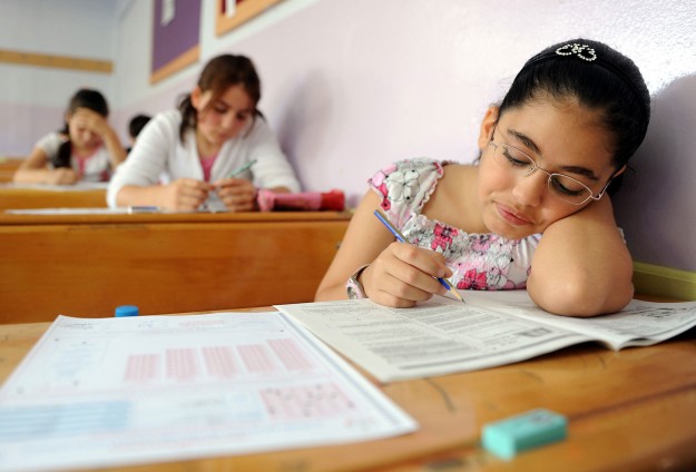 Sınavla öğrenci alan okullara kayıtlar yarın sona eriyor
