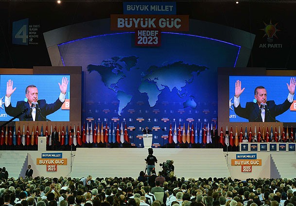 AK Parti'den "İleri Demokrasi Yolculuğu" kitabı