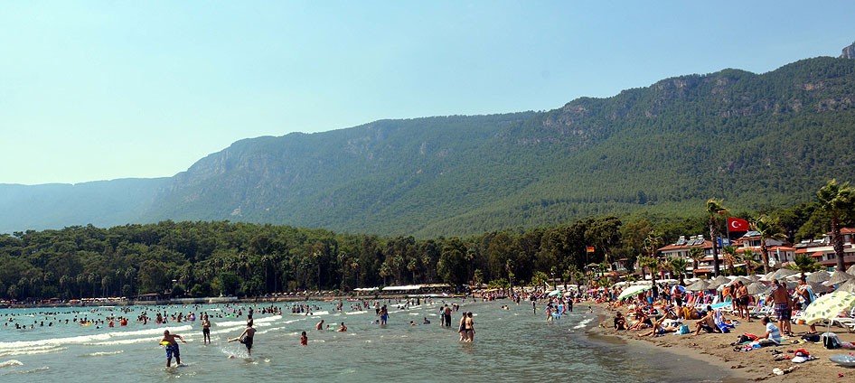 'Okullar 28 Eylül'de açılsın' çağrısı
