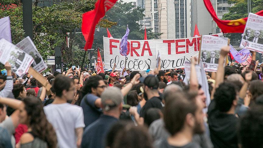 Brezilya'da Temer'in başkanlığa getirilmesi protesto edildi