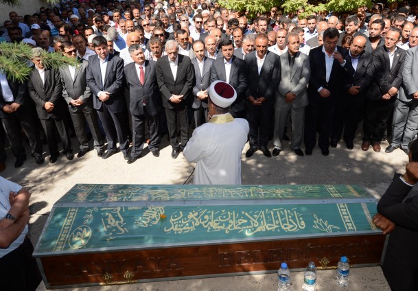 Sakık'ın oğlu toprağa verildi