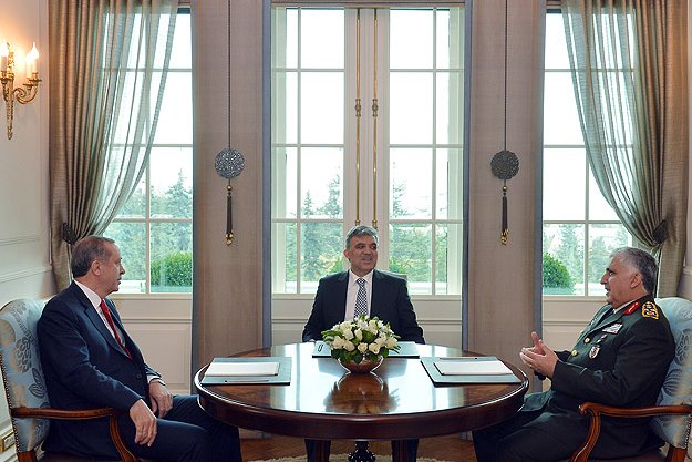 Köşk'te üçlü zirve