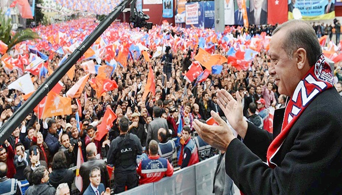 AK Parti gençliği sokaklarda değil