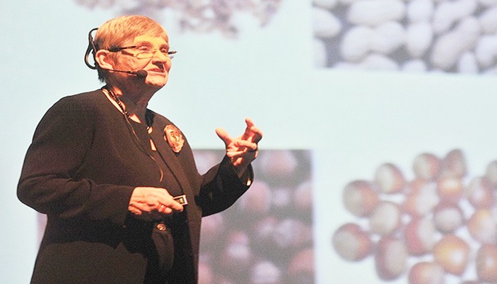 Prof. Dr. Karatay'dan sağlıklı beslenme uyarıları