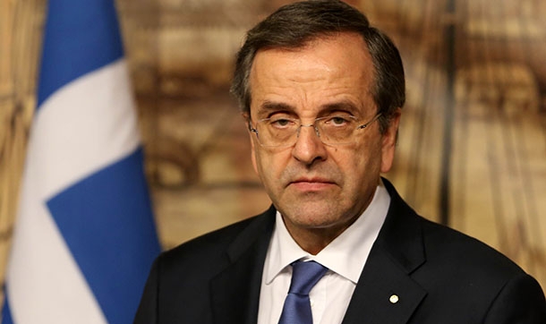Başbakan Samaras, eski bakanı gözaltına alan polisleri tebrik etti
