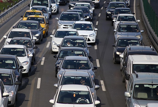 Trafiğe kayıtlı araç sayısı 19 milyona yaklaştı