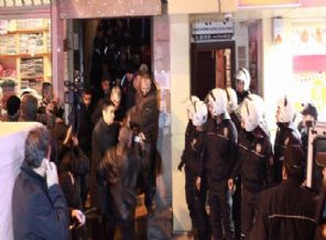 İçeride akil insanlar dışarıda olay