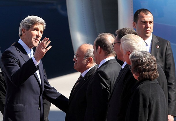 Kerry Ankara'ya geldi