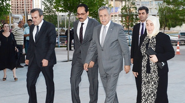 Devletin zirvesi nikahta buluştu