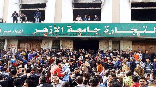 Mısır'da üniversite öğrencilerinden protesto