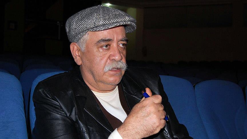 Tiyatro sanatçısı Levent Kırca hayatını kaybetti