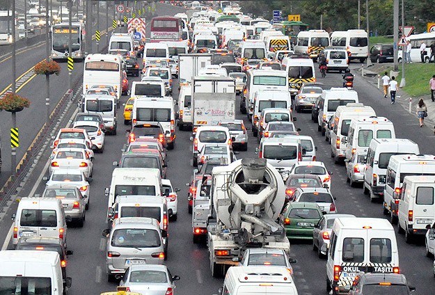 Trafiğe kayıtlı araç sayısı 18,6 milyonu aştı