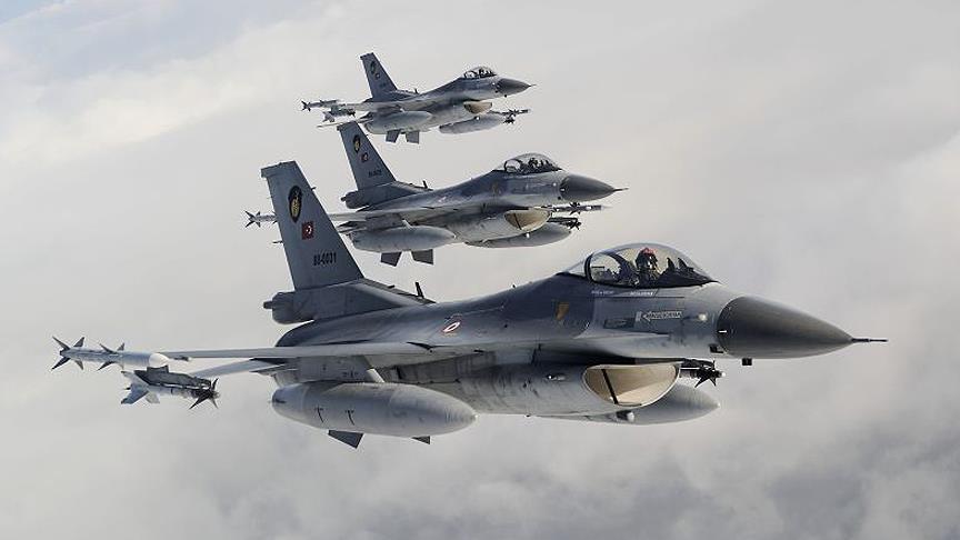 Çukurca ve Irak'ın kuzeyine hava harekatı