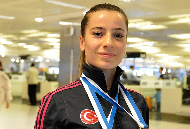 Karatede altın madalya
