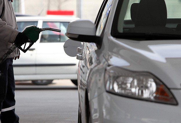 Benzin ve motorinin fiyatı arttı