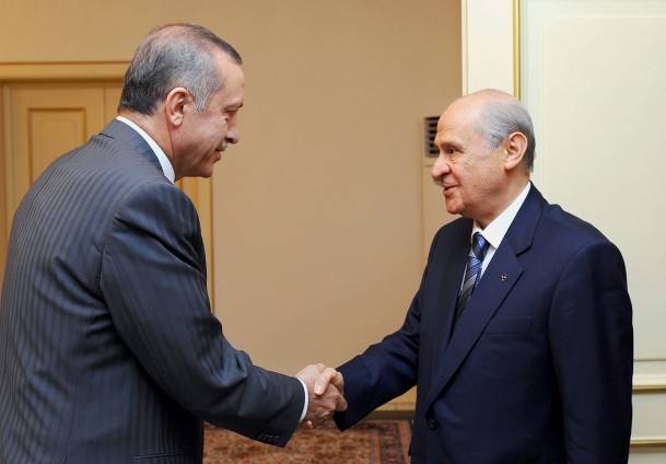 Erdoğan Bahçeli'yi kutladı