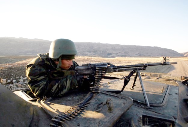 Elazığ'da jandarma karakoluna saldırı