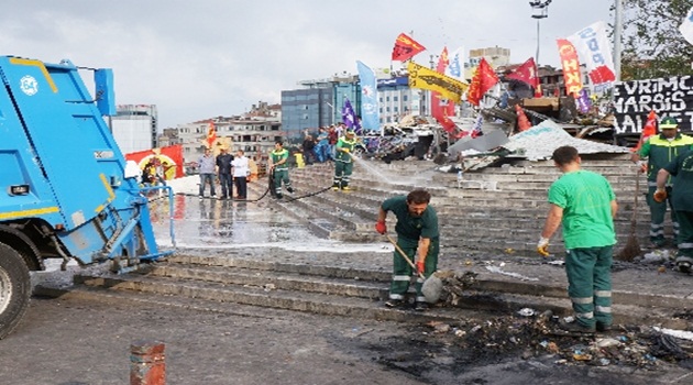 Taksim güne sakin başladı
