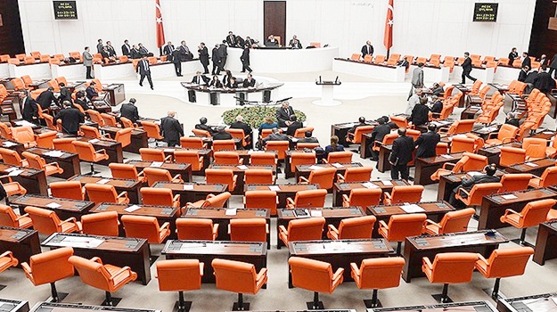 TBMM fezlekeler için olağanüstü toplanacak