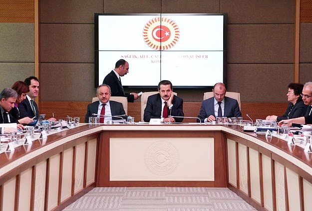 "Yarı zamanlı çalışma süresi" komisyonda uzatıldı