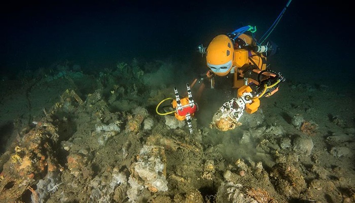 Dalgıç robot 17. yüzyıla ait kalıntıları çıkardı