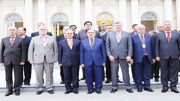 Türkiye 1 milyondan fazla Suriyeliyi misafir ediyor