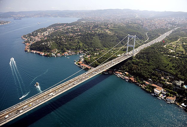 Köprü ve otoyol geliri 500 milyon lirayı aştı
