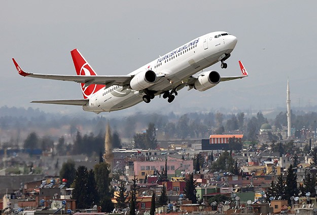 Türk Hava Yolları uçağına bomba ihbarı