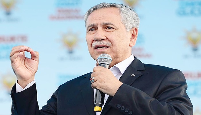Üç parti birbirini çok seviyor