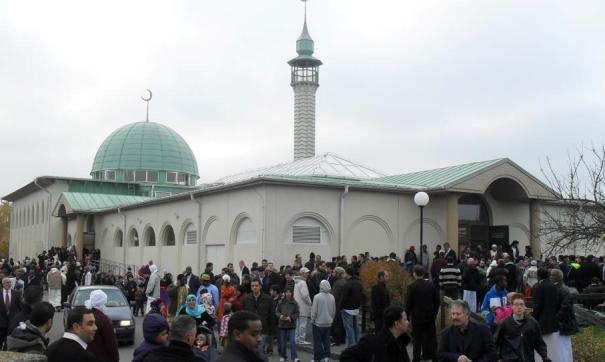 Türk toplumu: Almanya, can kaybı olmadan cami ve okullara saldırılara dur demeli
