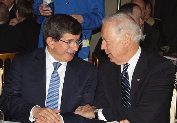 Biden ve Kerry ile ''saldırı''yı görüştü