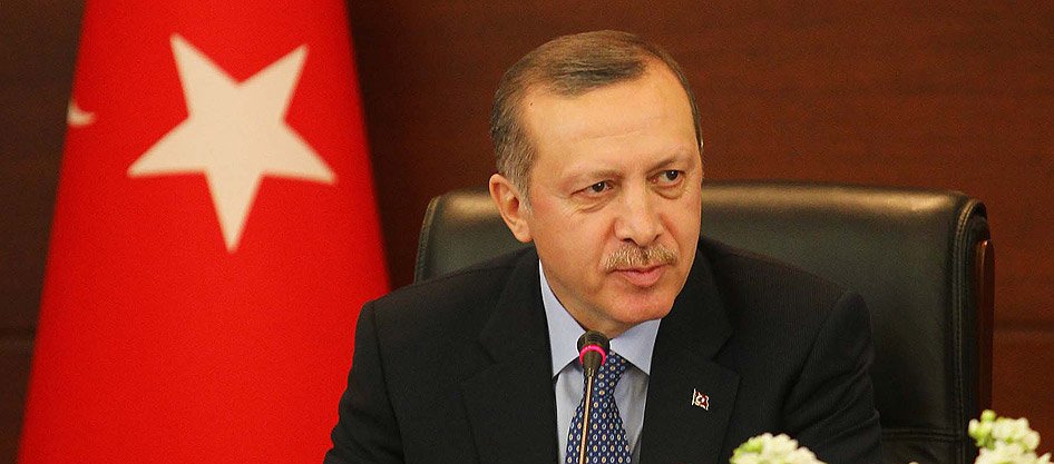 Azerbaycan'da yılın siyasetçisi seçildi