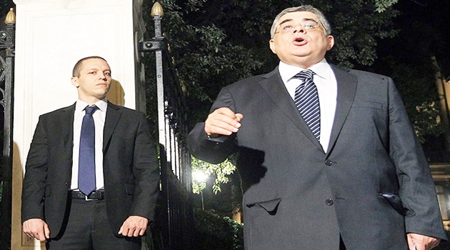 Altın Şafak Partisi lideri Mihaloliakos'a gözaltı