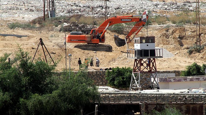 Mısır Gazze'nin can damarı tünelleri suyla dolduruyor