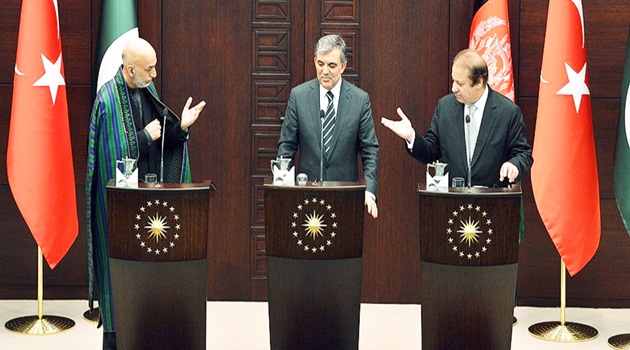 İnternet yasası üzerinde çalışıyoruz