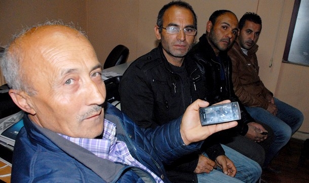 'Libya'da hava limanında çöpten topladığımız ekmekleri yedik'