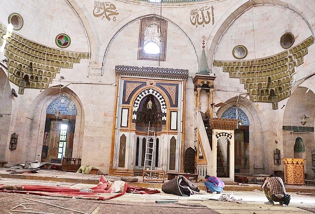 Halep'te halk korkudan teravih namazına gidemiyor