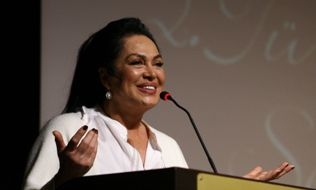 Türkan Şoray: Setlerdeki çalışma şartları insanlık dışı