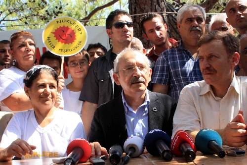 Kılıçdaroğlu: Suriye halkı ile kardeşliğimiz bozulmamalı
