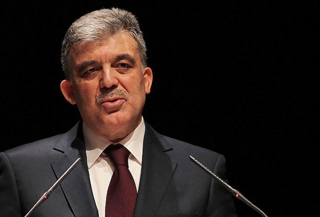 Cumhurbaşkanı Gül "İnternet Yasasını" onayladı