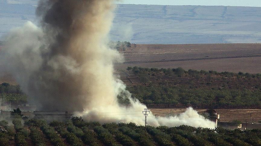 Suriye ordusu Halep'te ekili tarım alanlarını yakıyor
