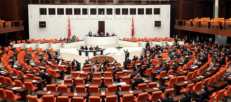 Yeni yasama yılından ne bekliyorlar?