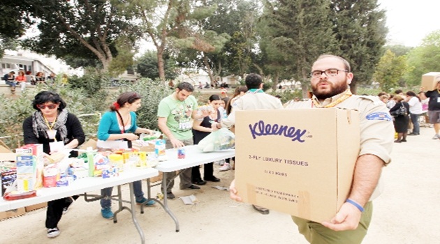 Rumlar, 1 kilo kuru fasulyeye müzik ziyafeti çekti