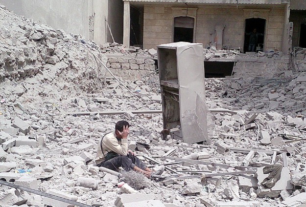 Halep'te varil bombalı saldırı